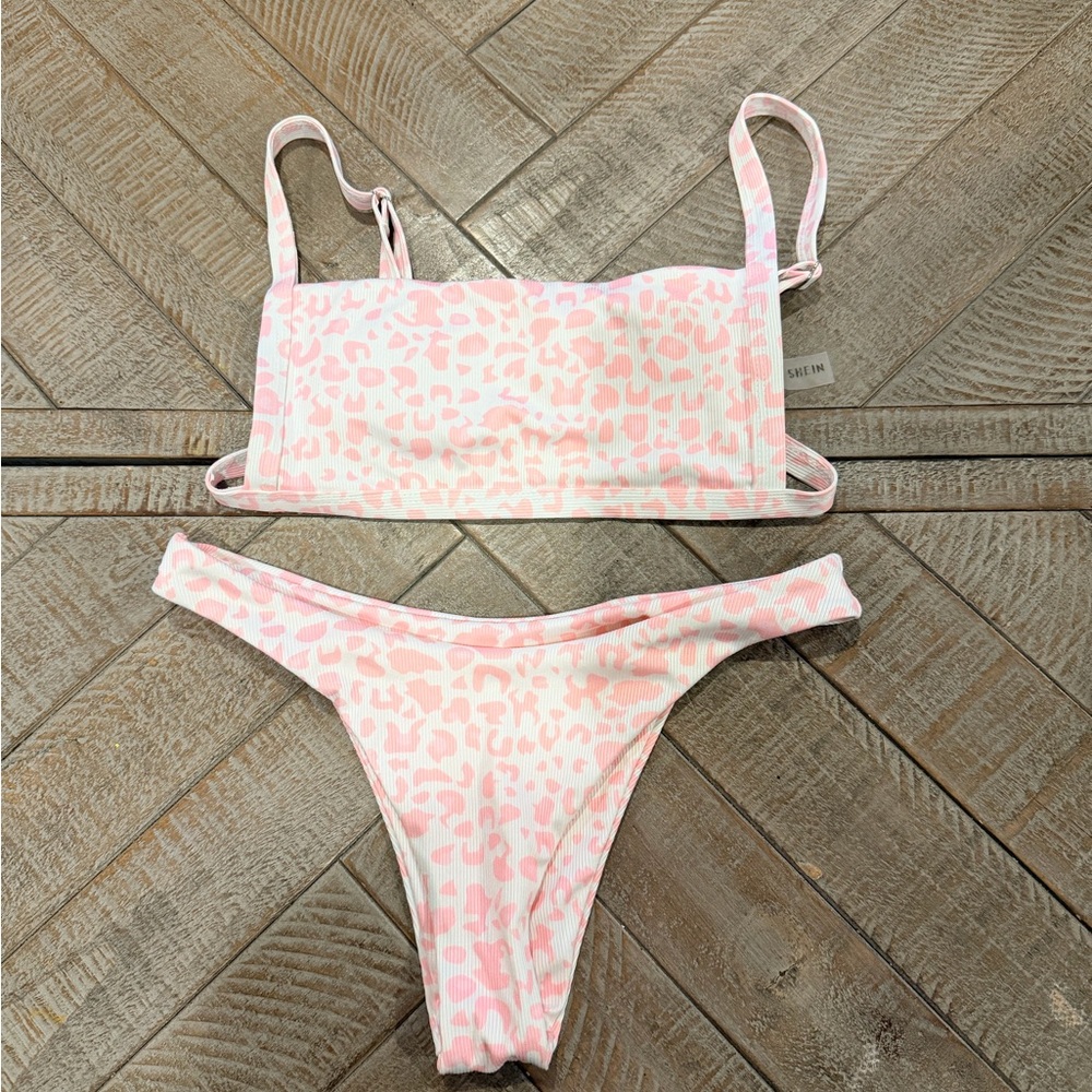 SHEIN Light Pink Leopard Bikini